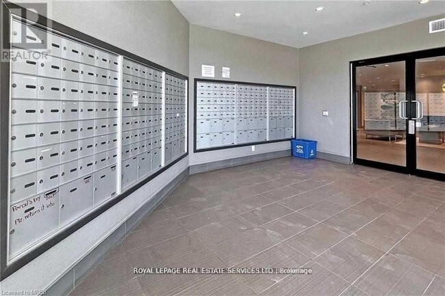 Building Photo - 1105-1105 Leger Wy
