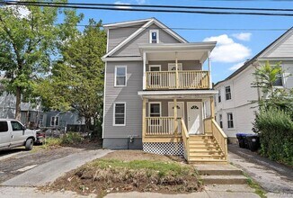 Building Photo - 21 Lent St