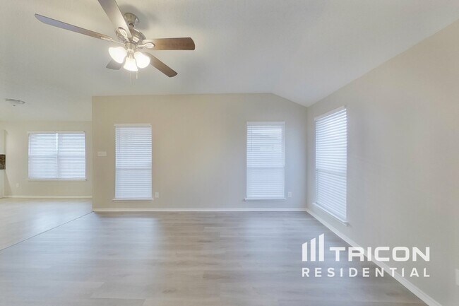 Building Photo - 1317 Harbor Ct