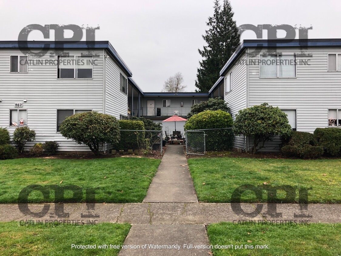 Foto principal - 852 8th Ave