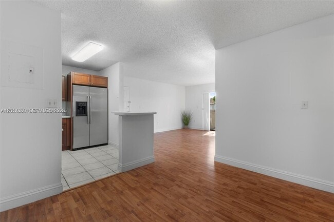 Foto del edificio - 15600 SW 80th St