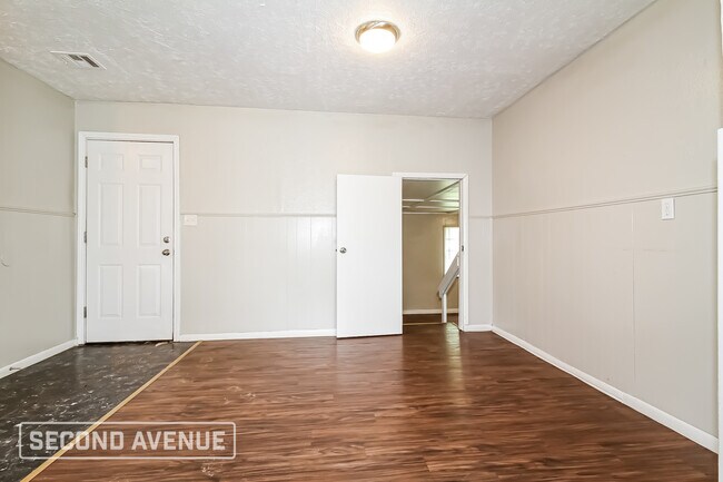 Building Photo - 2337 SW 50th St