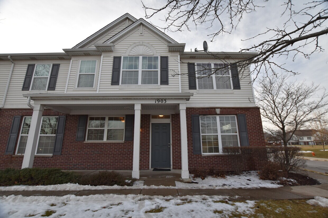 1903 Oxley Cir Unit 1903, Naperville, IL 60563 Condo for Rent in