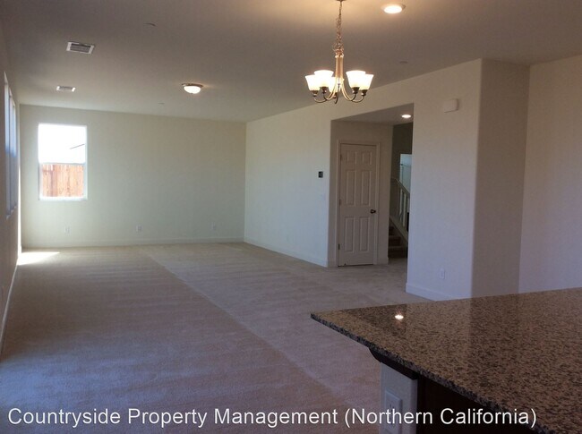 Foto del edificio - 5 br, 3 bath House - 2498 Avalon Lane