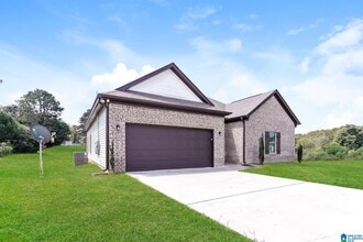 Building Photo - 159 Wolf Ln