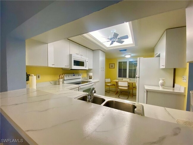 Foto del edificio - 12601 Kelly Sands Way