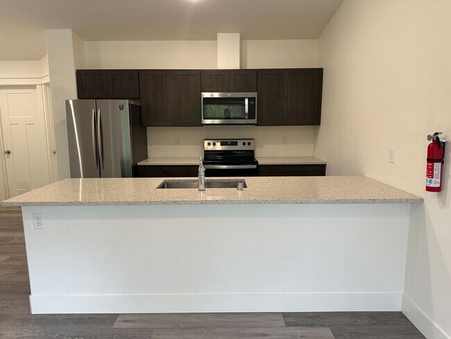 Foto del edificio - 2847 E Lakeview Rd