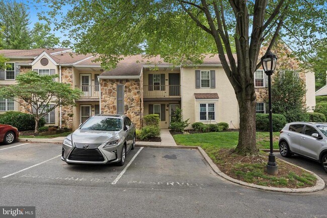 Foto del edificio - 250 Valley Stream Ln