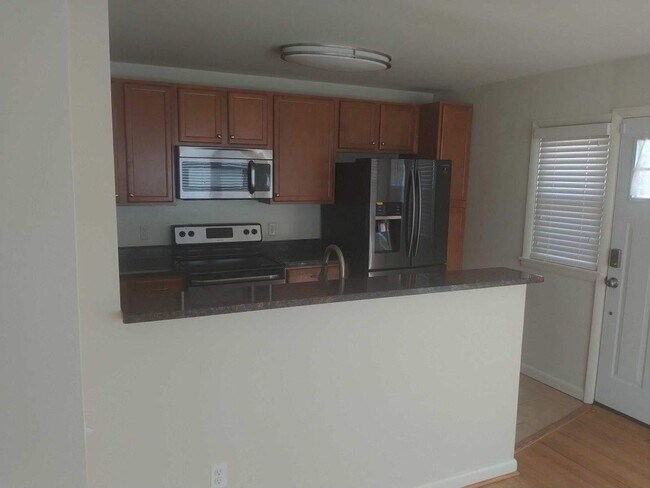 Foto del edificio - 3218 Fairview Rd