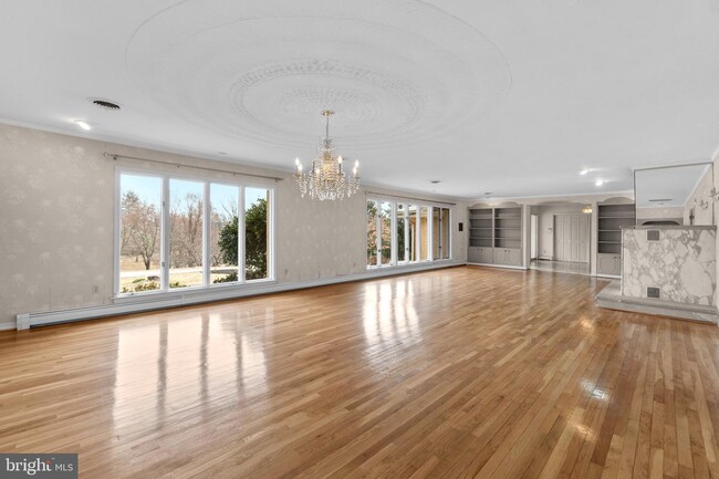 Foto del edificio - 13680 Triadelphia Mill Rd