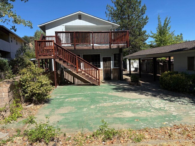 Building Photo - 307 Barbara Ave