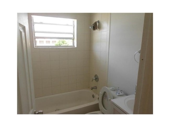 Interior - 621 NW 64th St