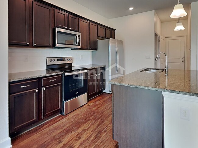 Building Photo - 4634 Reisswood Loop