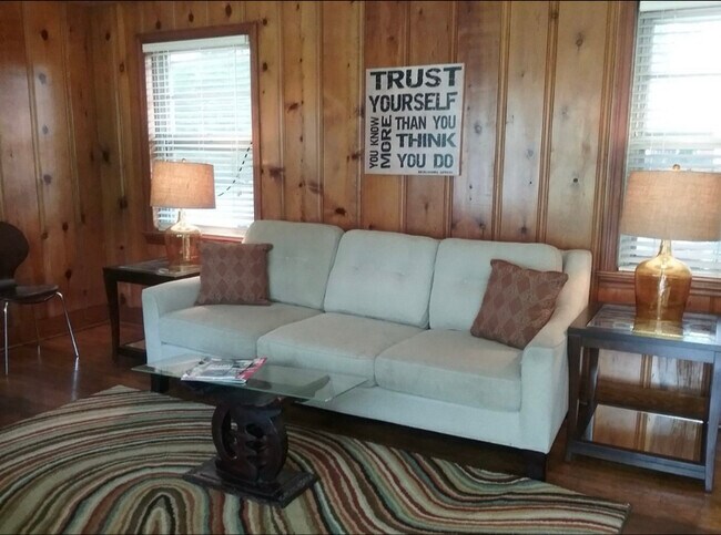 Photo - 1915 Walker Ave Apartment