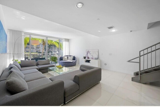 Foto del edificio - 2950 NE 188th St