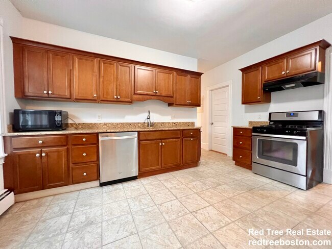 Photo - 15 Romsey St. Unit 3 Apartment