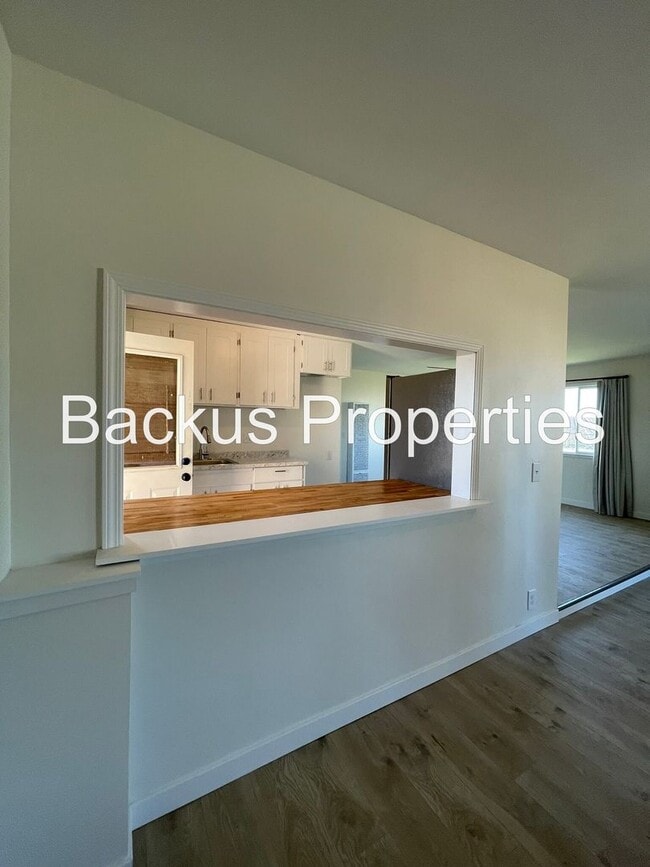 Building Photo - 333 Espinosa Rd