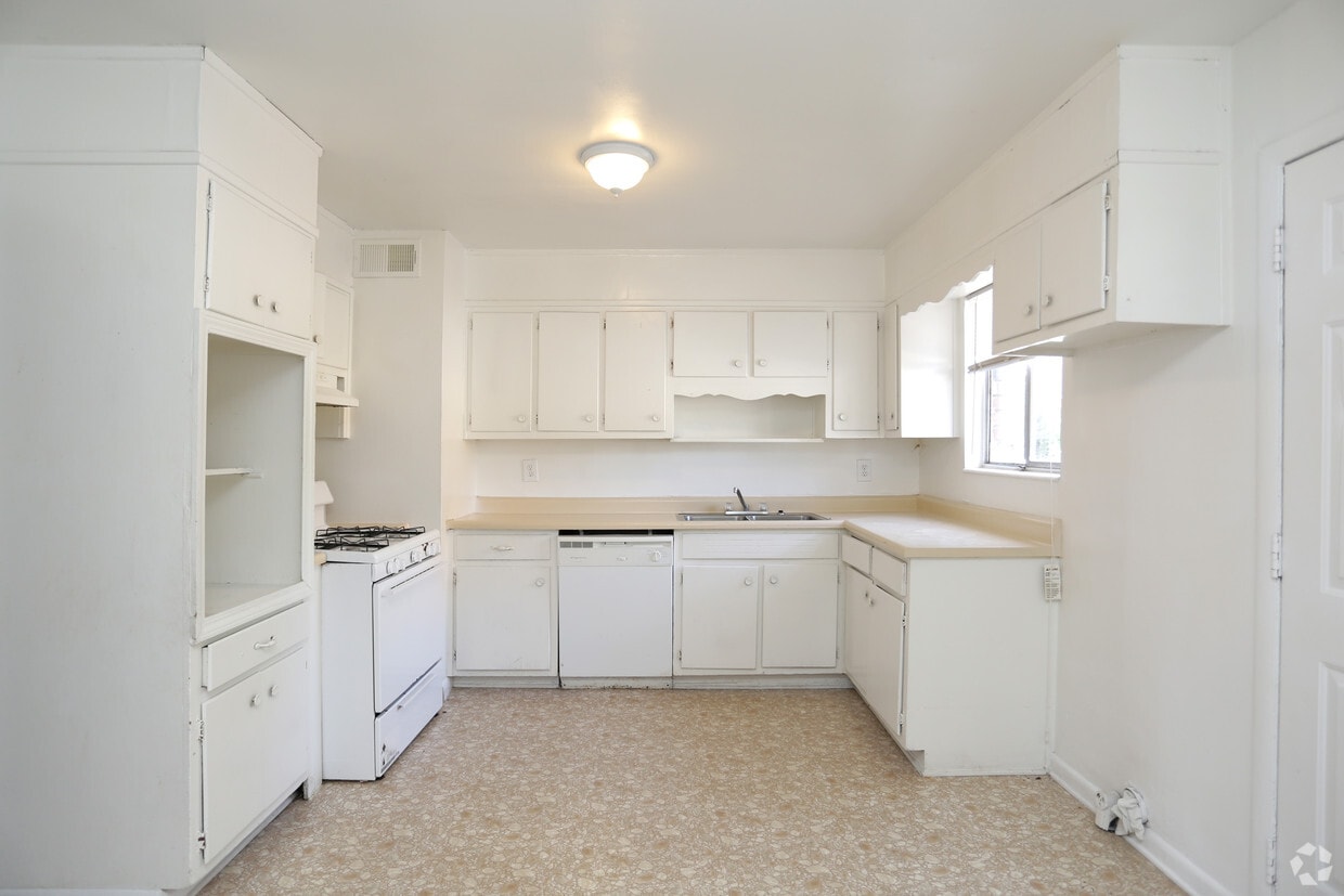 Tara Woods Apartments 661 Sherwood Dr Jonesboro, GA