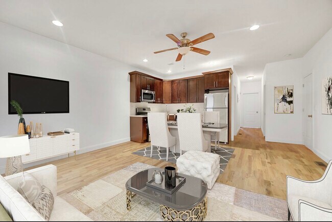 Foto del edificio - 340 Montauk Ave