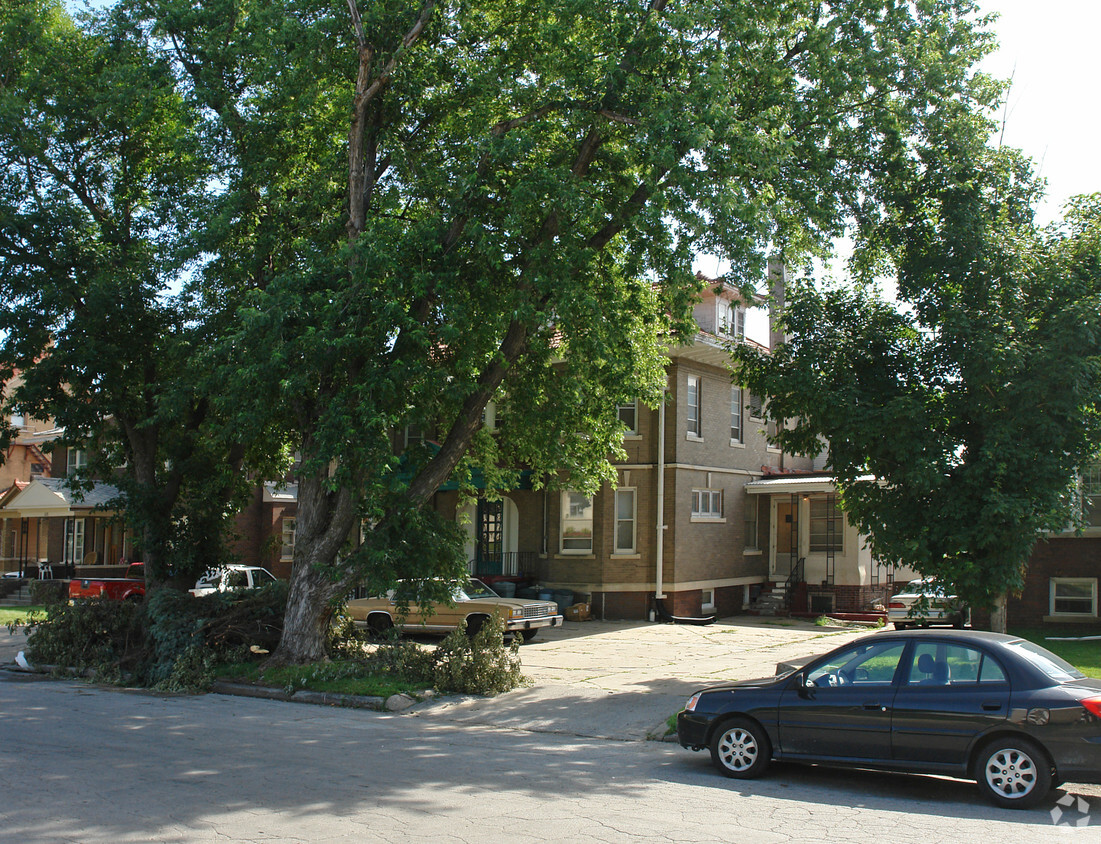 Building Photo - 117 S 38th St