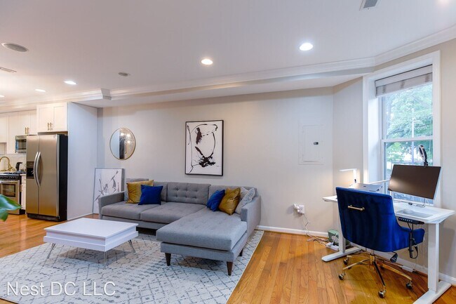 Building Photo - 2 br, 2 bath House - 35 Rhode Island Ave N...