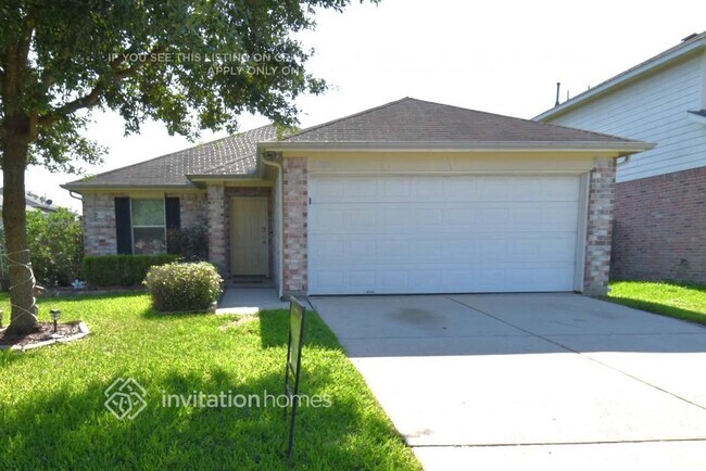 Building Photo - 21223 Rezanof Rd