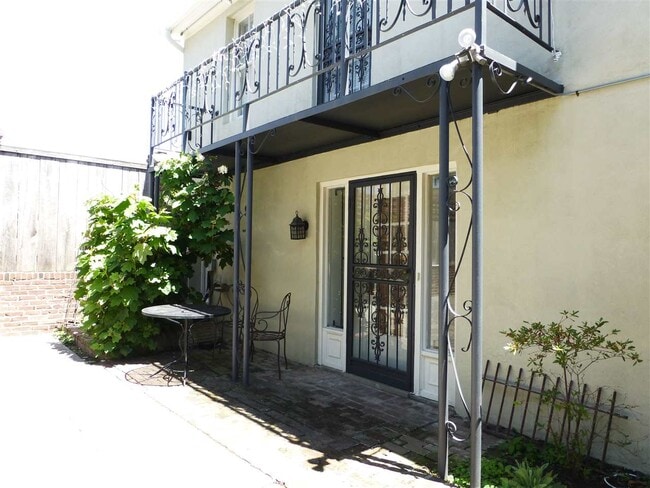 Building Photo - 66 E Pontotoc Ave