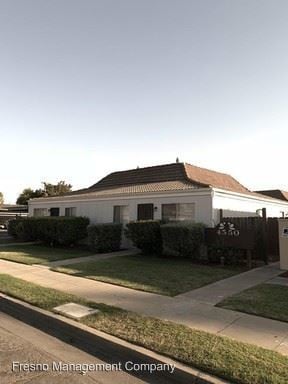 Primary Photo - 4550 E Fountain Way