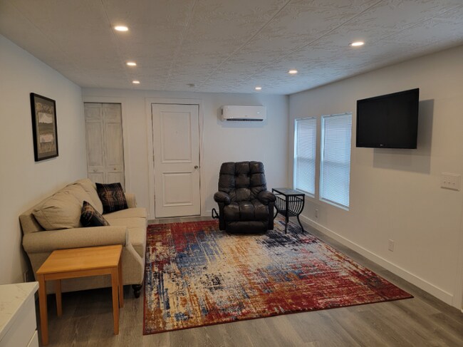 Building Photo - 508 Laurens St