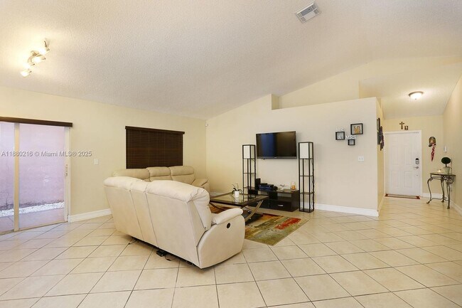 Building Photo - 14285 SW 176th Terr