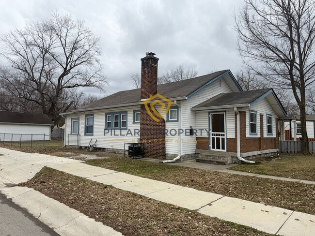 Building Photo - Beautiful 2 Bedroom and 1 Bathroom Near Mapleton-Fall Creek Area Available NOW!