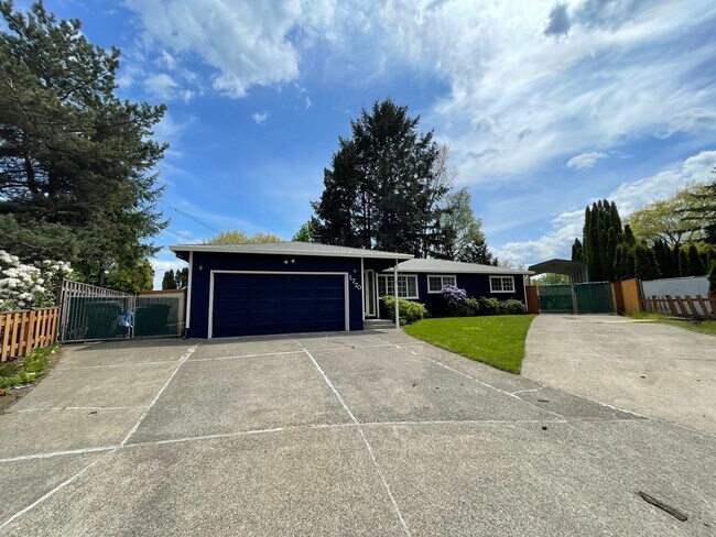Foto del edificio - 3Bd/2Ba Beaverton House with RV Parking an...