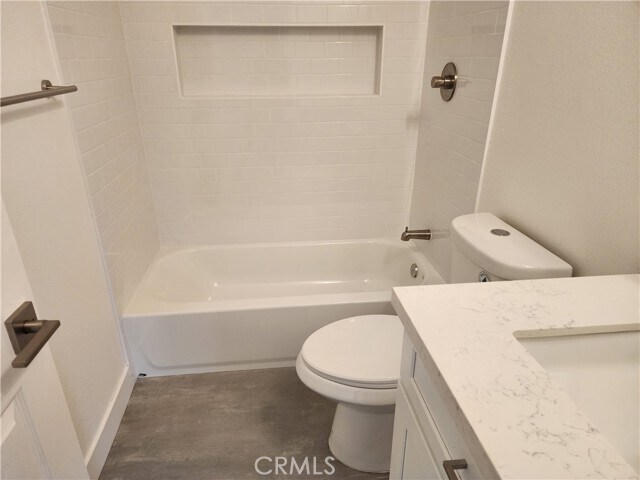 Foto del edificio - 9731 Joyzelle Dr