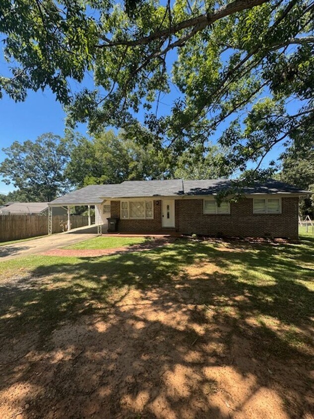 Foto principal - 310 S 13th Ave