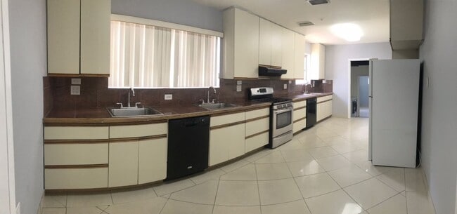 Foto del edificio - Miami Beach Home with a Pool!