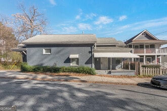 Building Photo - 235 Dodd Ave SW
