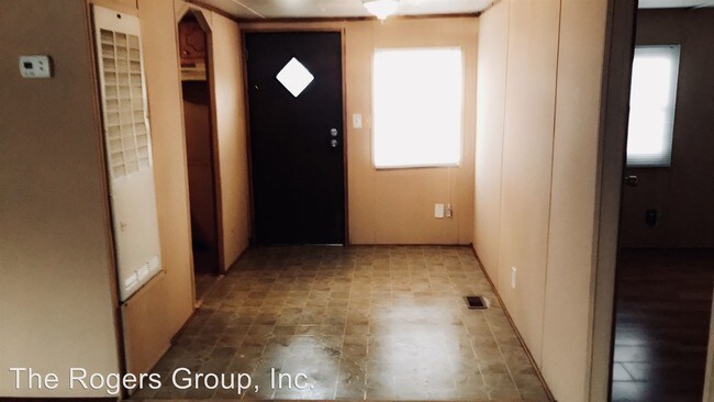 Foto del edificio - 1617 Stewart Ave
