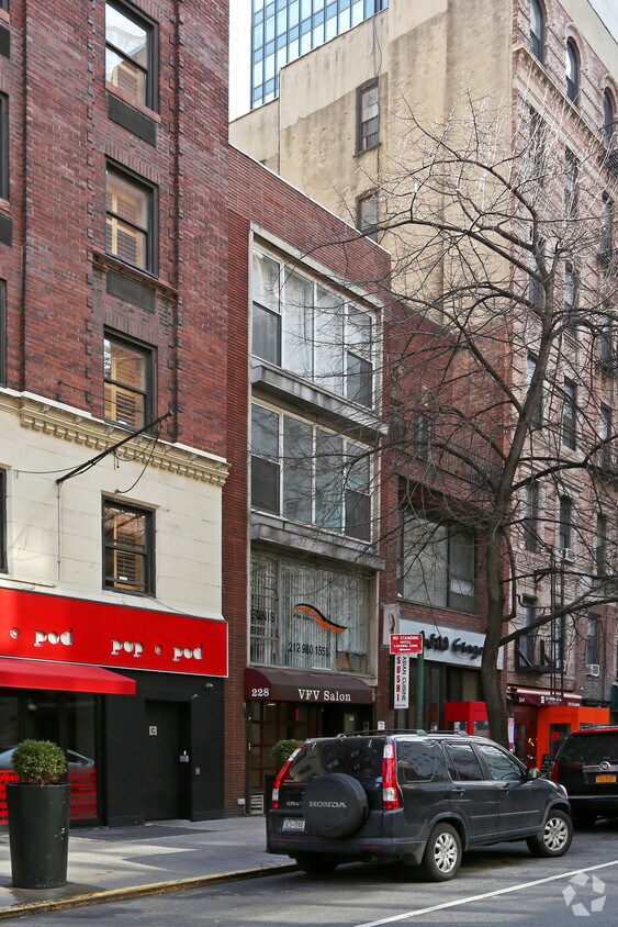 Foto del edificio - 228 E 51st St