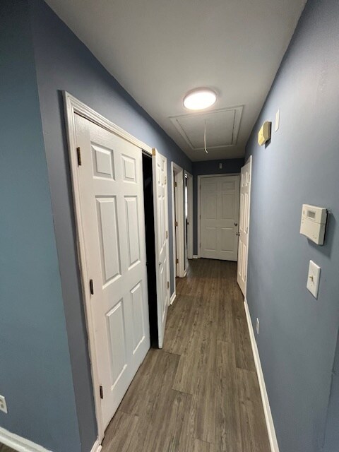 Foto del edificio - 589 Bel Meade Pl