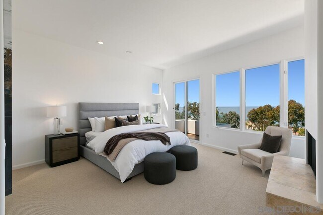 Foto del edificio - 7784 Lookout Dr