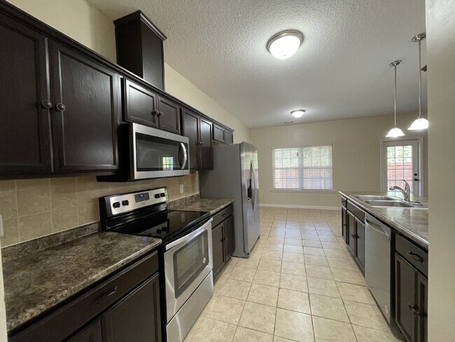 Foto del edificio - Home For Rent