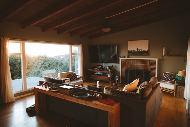 Foto del edificio - 6100 Skyline Blvd