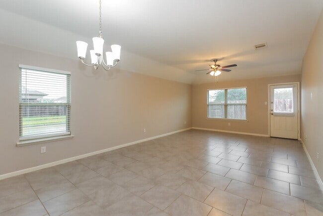 Foto del edificio - 1958 Bravos Manor Ln