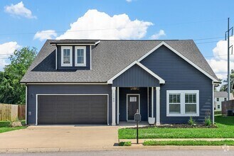 Building Photo - 1140 Eagle's Bluff Dr