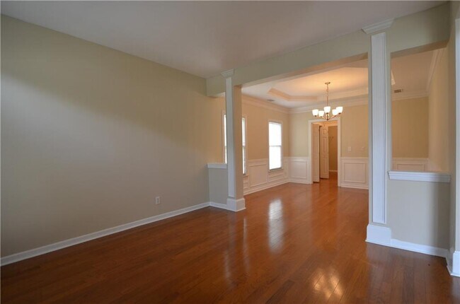 Building Photo - 2076 Fairport Way
