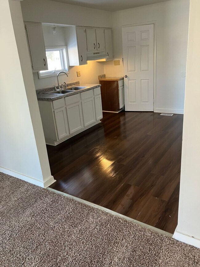 Foto del edificio - 3101 Oliver St