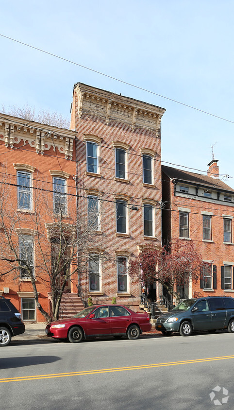 Foto del edificio - 294 Washington Ave