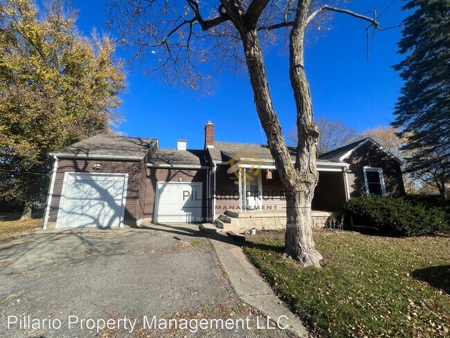 Foto del edificio - 2 br, 1 bath House - 8840 E New York St