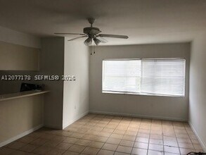Building Photo - 798 Crandon Blvd