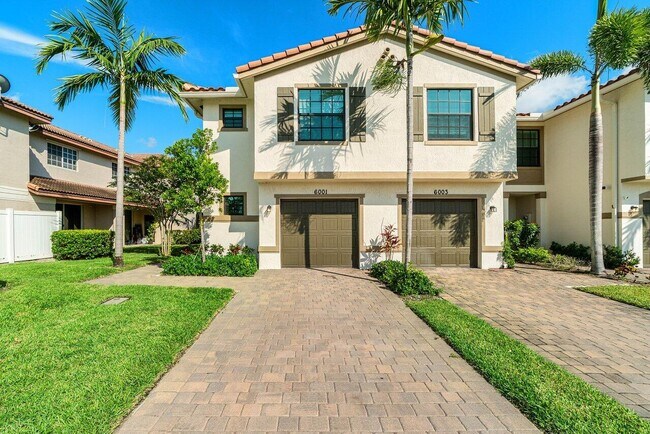 Foto del edificio - 6001 Woods Edge Cir